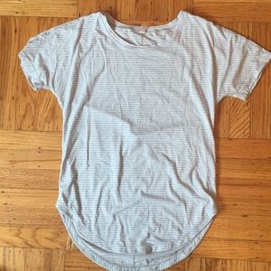 Lucy activewear workout tee